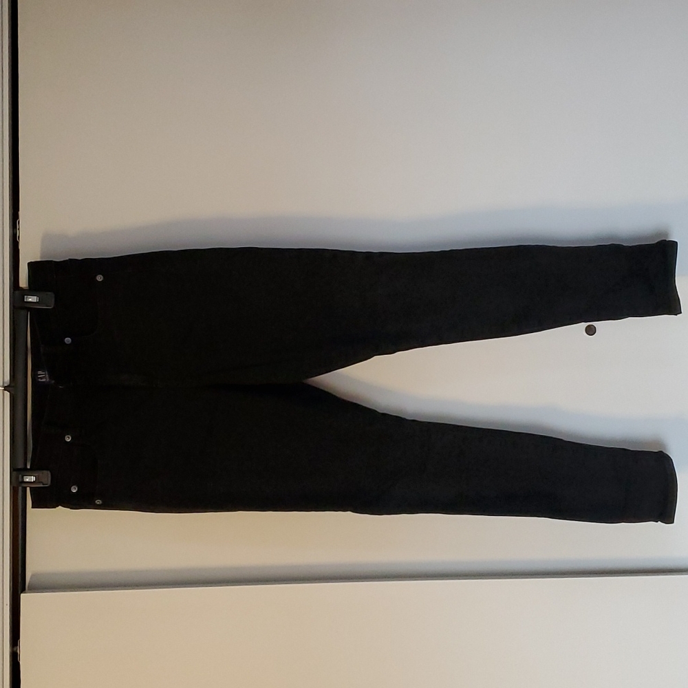GAP True Skinny High Rise Black Jeans